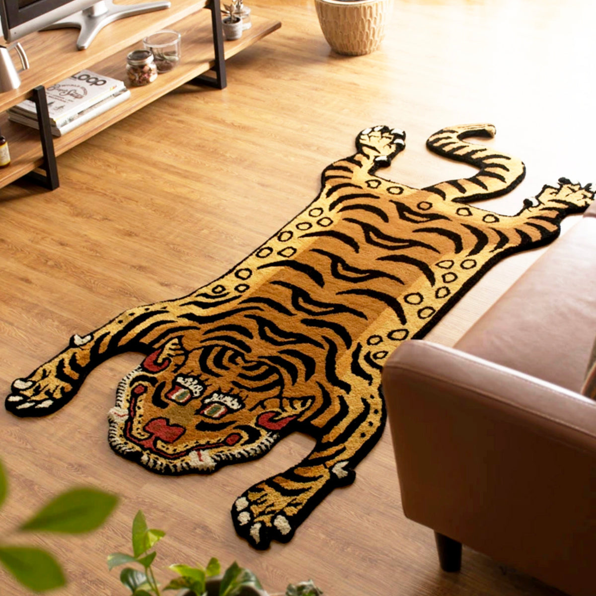 HANDCRAFT TIGER RUG 手工編織西藏老虎羊毛地墊 / Medium size
